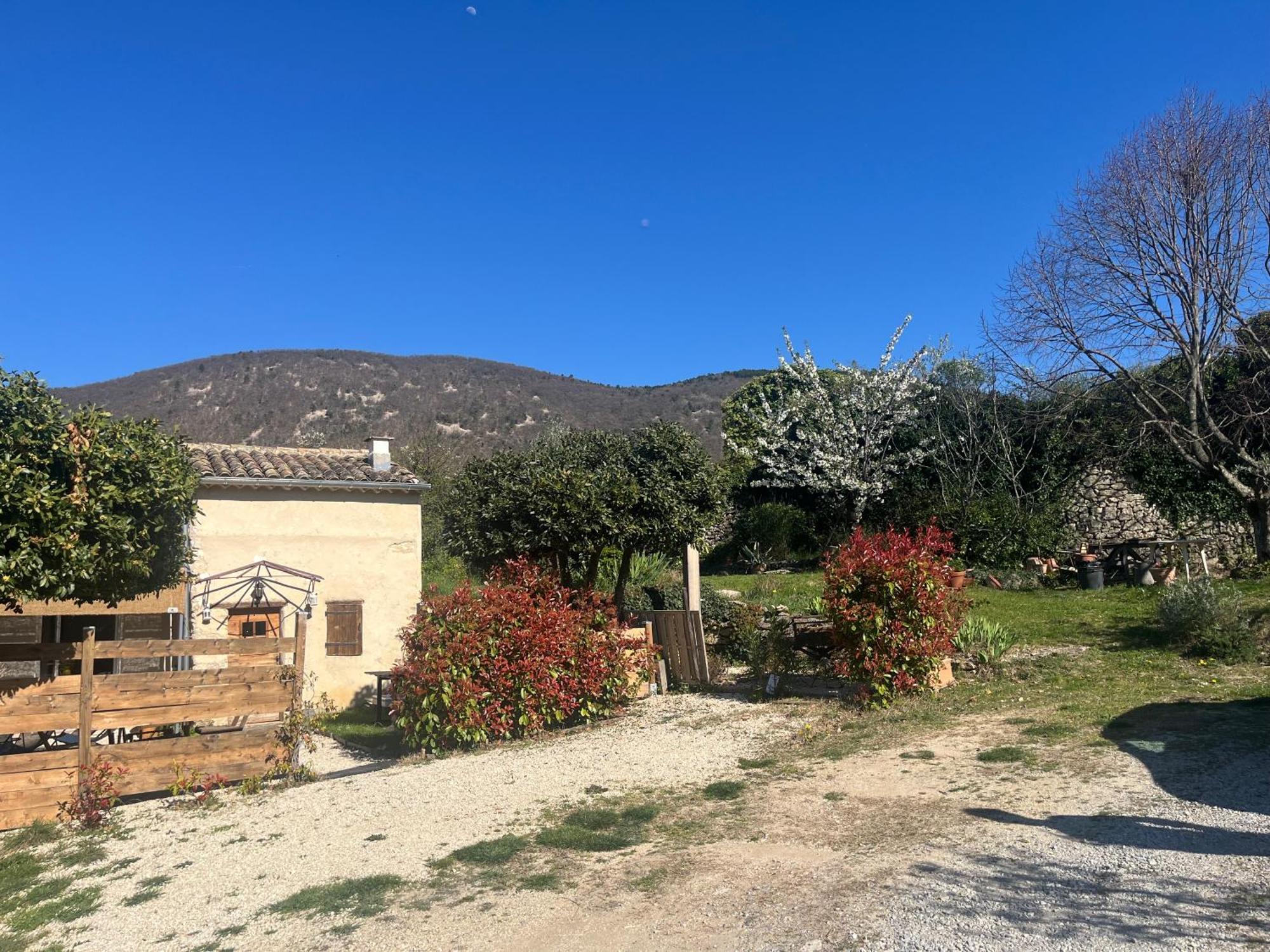 니옹 Cabanon Entoure De Montagnes Et D'Oliviers 빌라 외부 사진